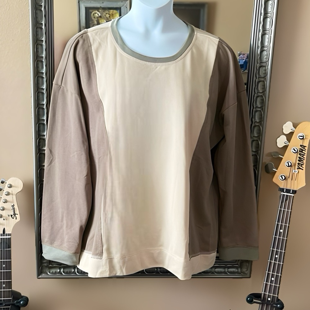 Hacci Taupe Combo Soft Warm Brushed Long Sleeve Top in Size 1X NWT - Picture 4 of 15
